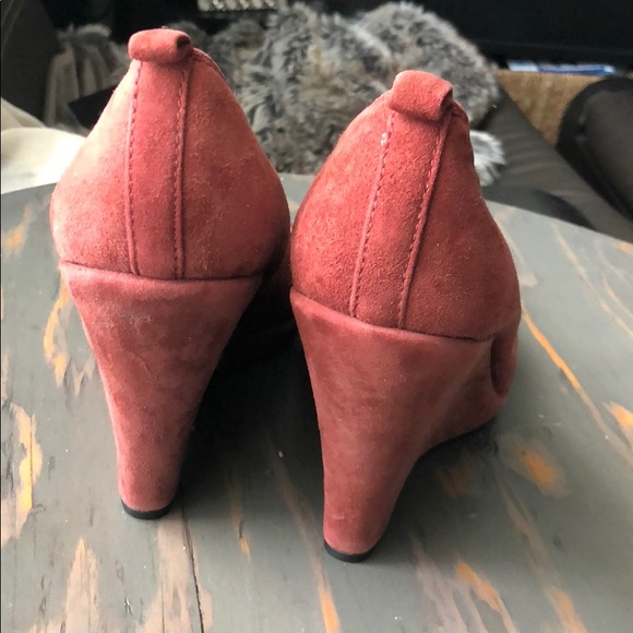Coach suede wedge heels, burgundy, size 8.5 - Picture 6 of 6